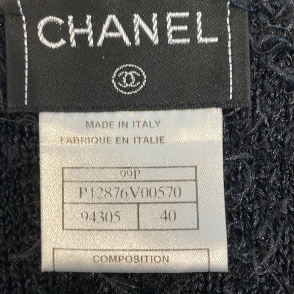 Chanel sweater set - Picture 9 of 11